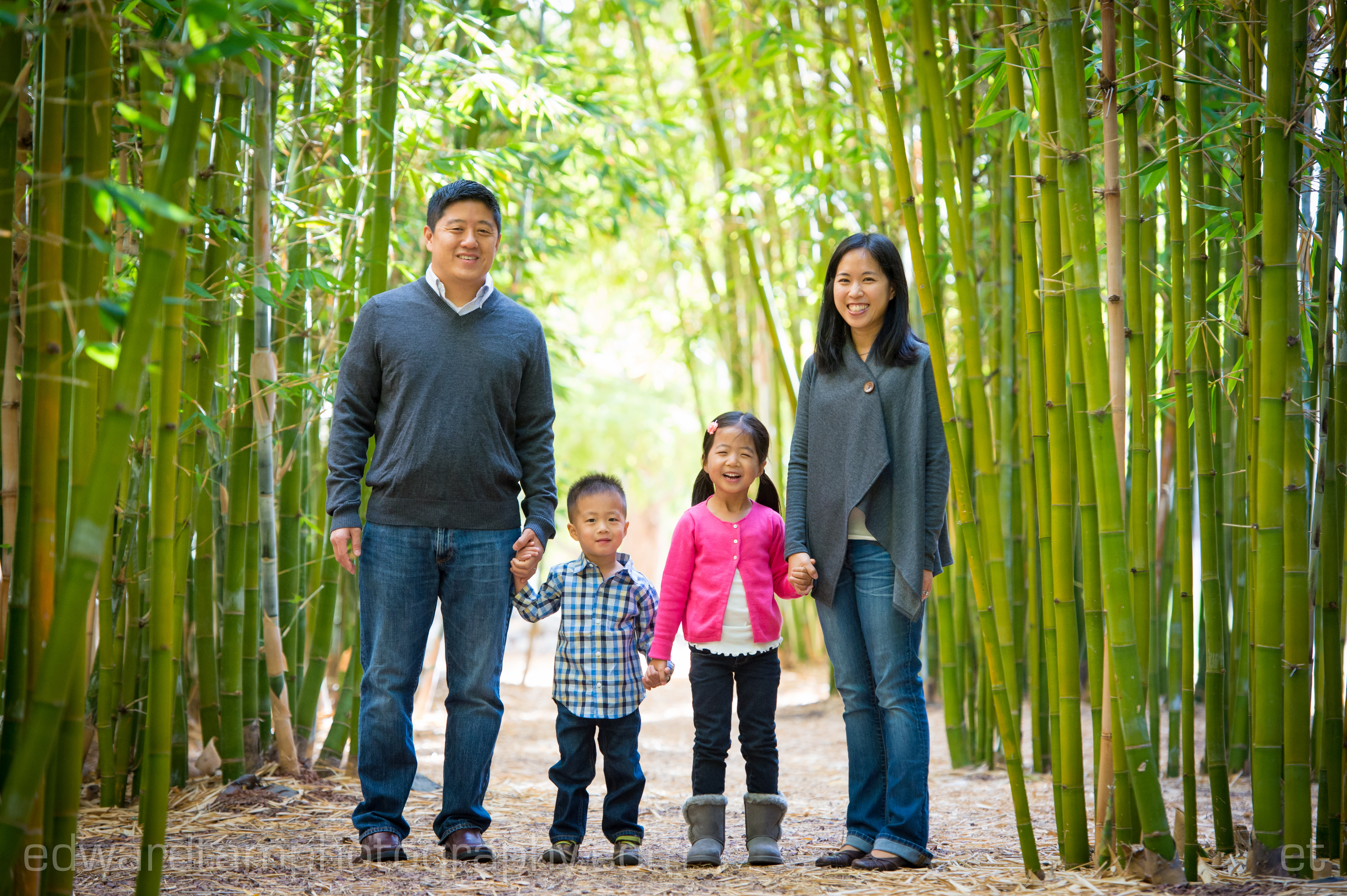 2015_10_25.Pao.Family.Portrait.Blog-1